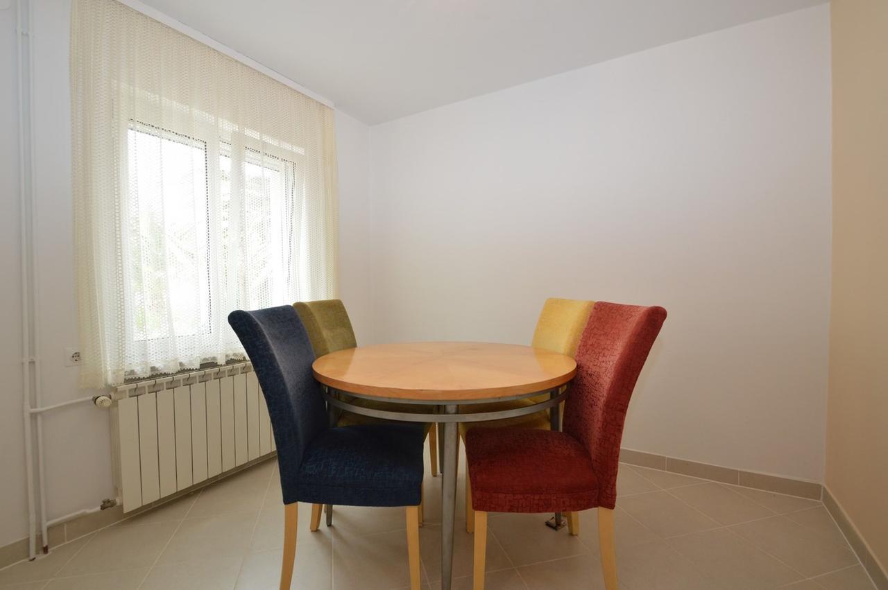 Apartment With Garden - Ana 1 Mali Losinj Exterior photo